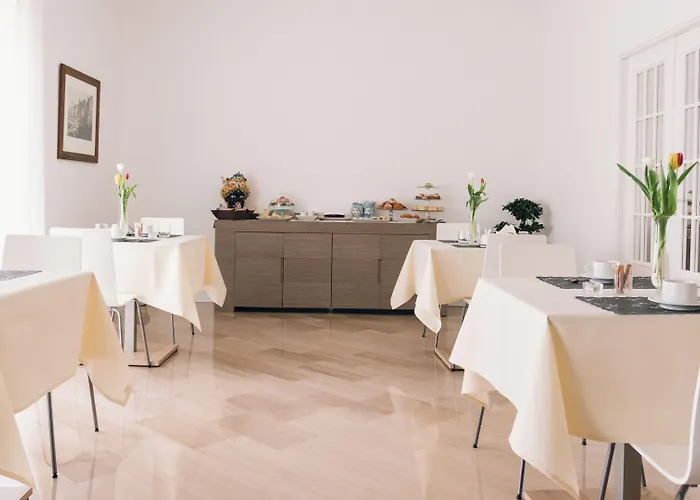 Alludo לינה וארוחת בוקר